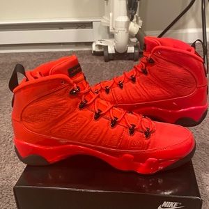 Brand new in box Jordan Retro 9!